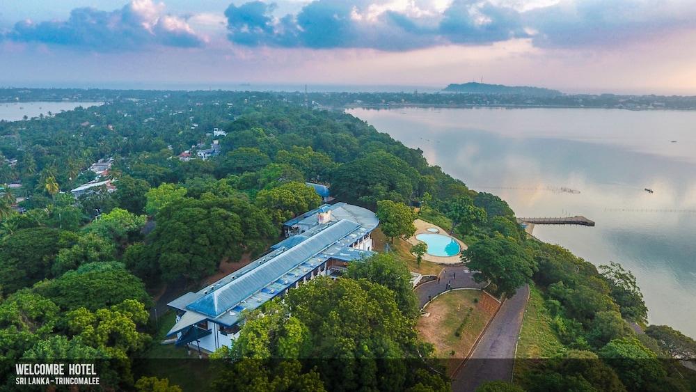 Welcombe Hotel Тринкомали Экстерьер фото